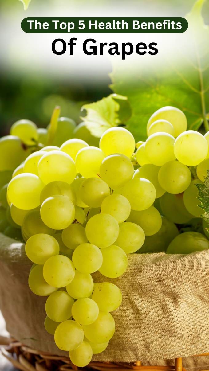 The Top  5  Health Benefits of Grapes